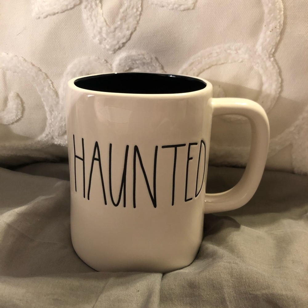 Brand new 2020 Halloween Rae Dunn Haunted mug